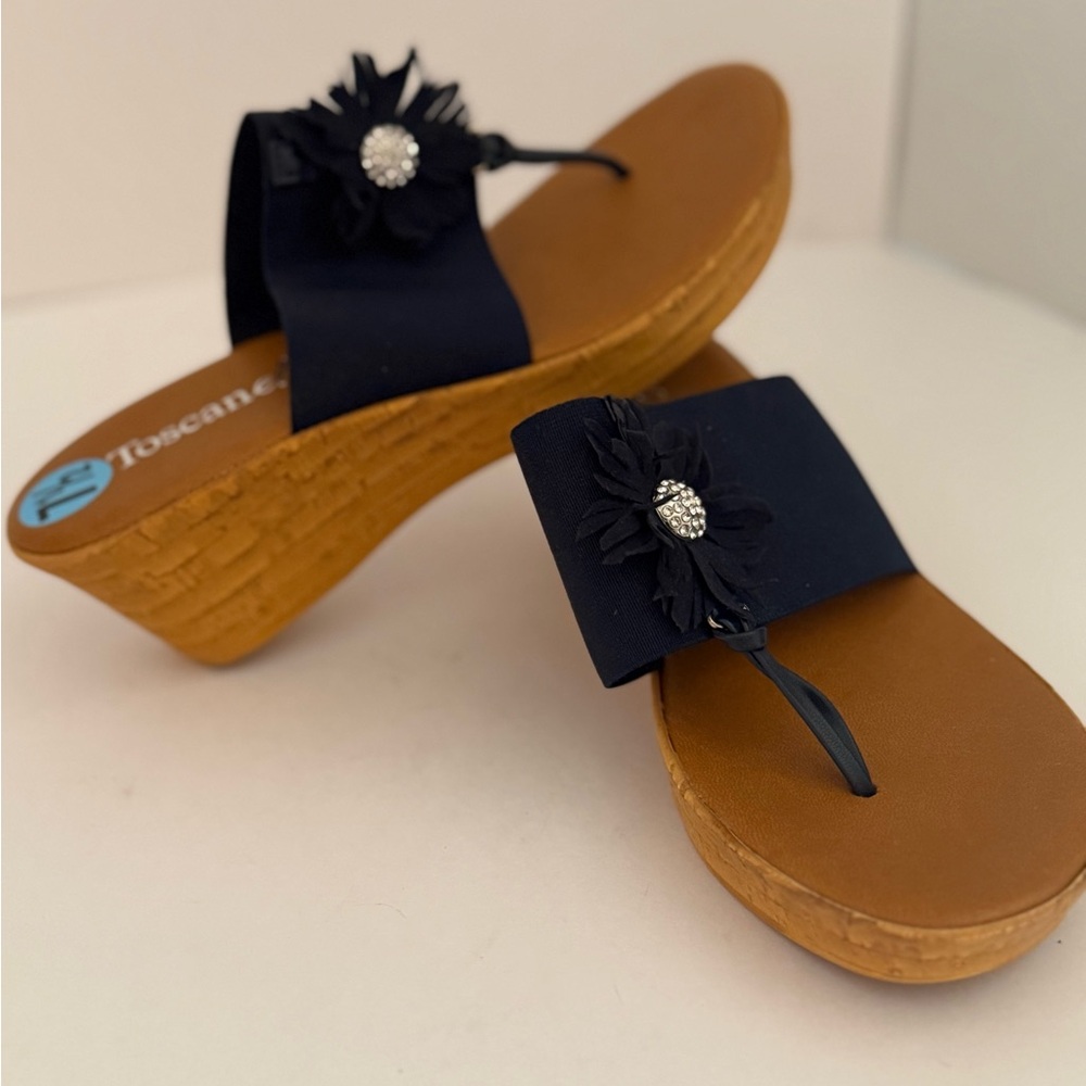 Toscanella Made in Italy Navy Floral Wedge Sandals Size 7.5